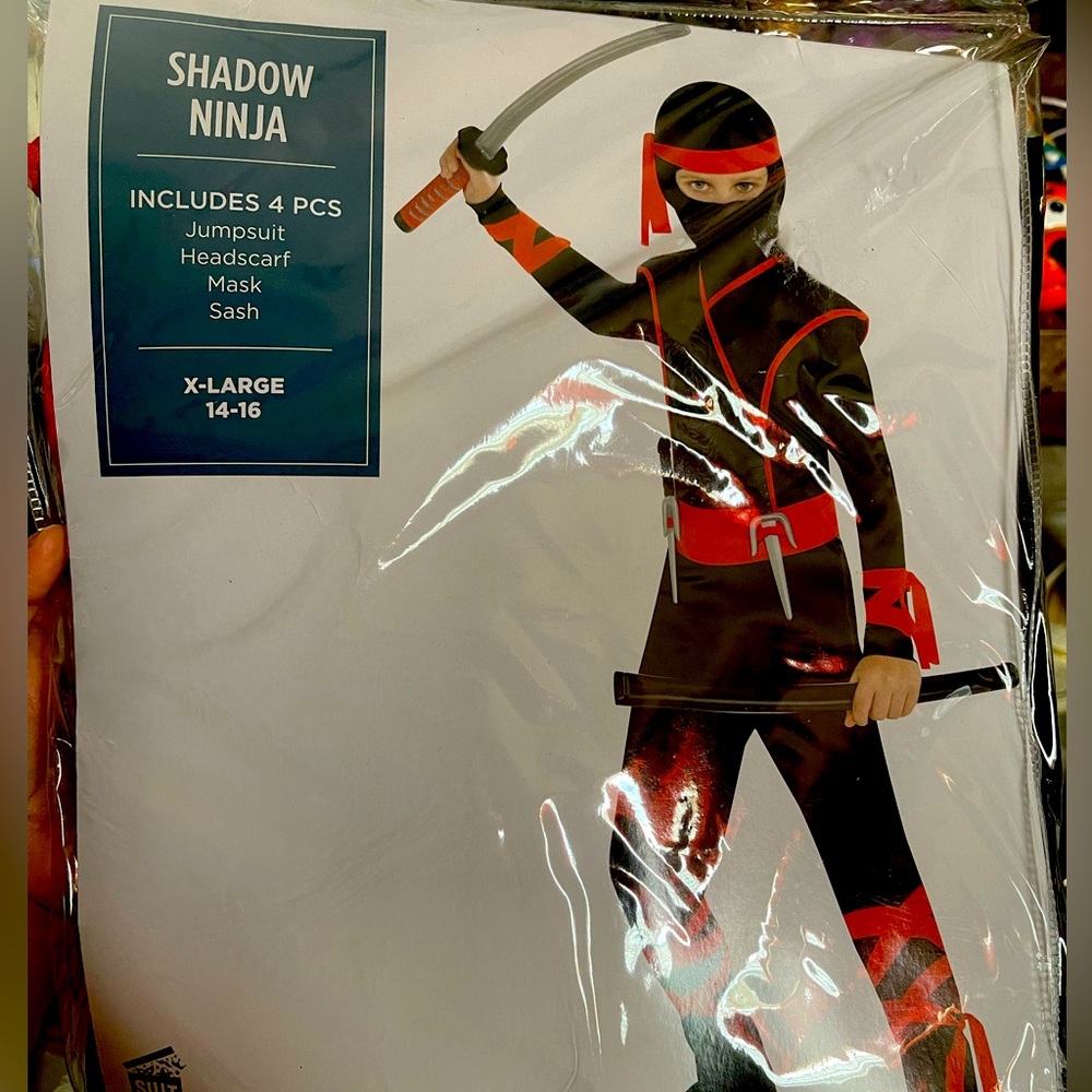 Shadow Ninja size X - Large 14-16